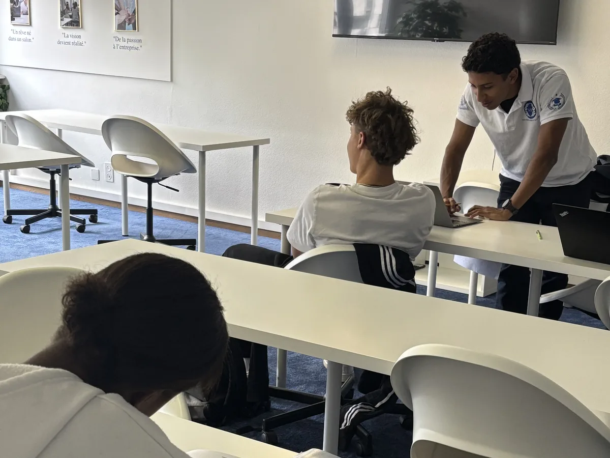 Le travail guidé, cahier ouvert